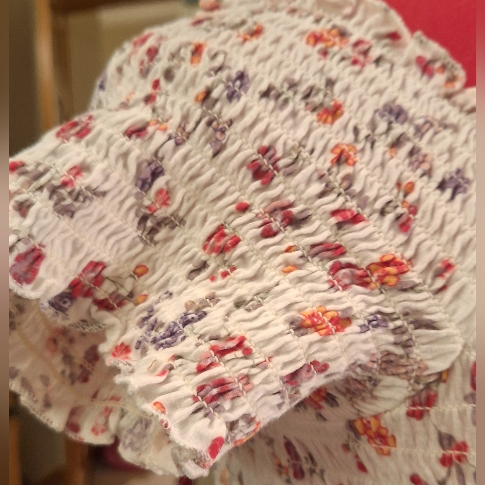 American Eagle Cute Floral Crop Top S/P/CH - Picture 7 of 12